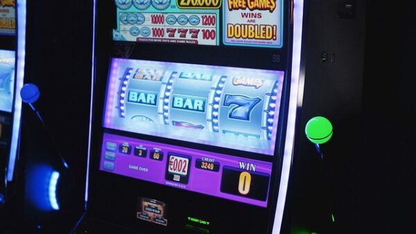 Fra bonusser til underholdning: Hvad kan man forvente af nye online casinoer?